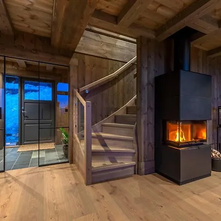 4br Mountain House Adjacent To The Vangslia Ski Center Villa *