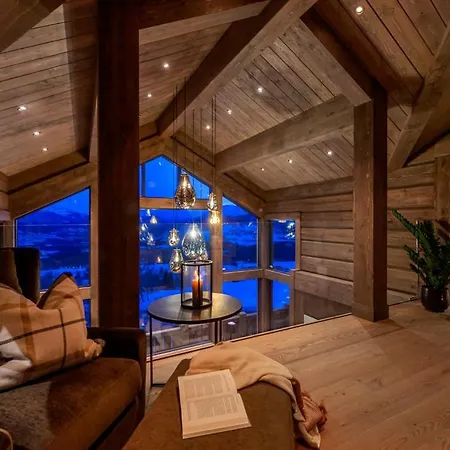 4br Mountain House Adjacent To The Vangslia Ski Center Villa