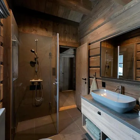 Villa 4br Mountain House Adjacent To The Vangslia Ski Center *